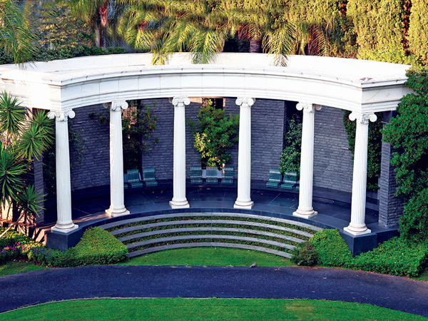 poseidonos avenue office building barbalias